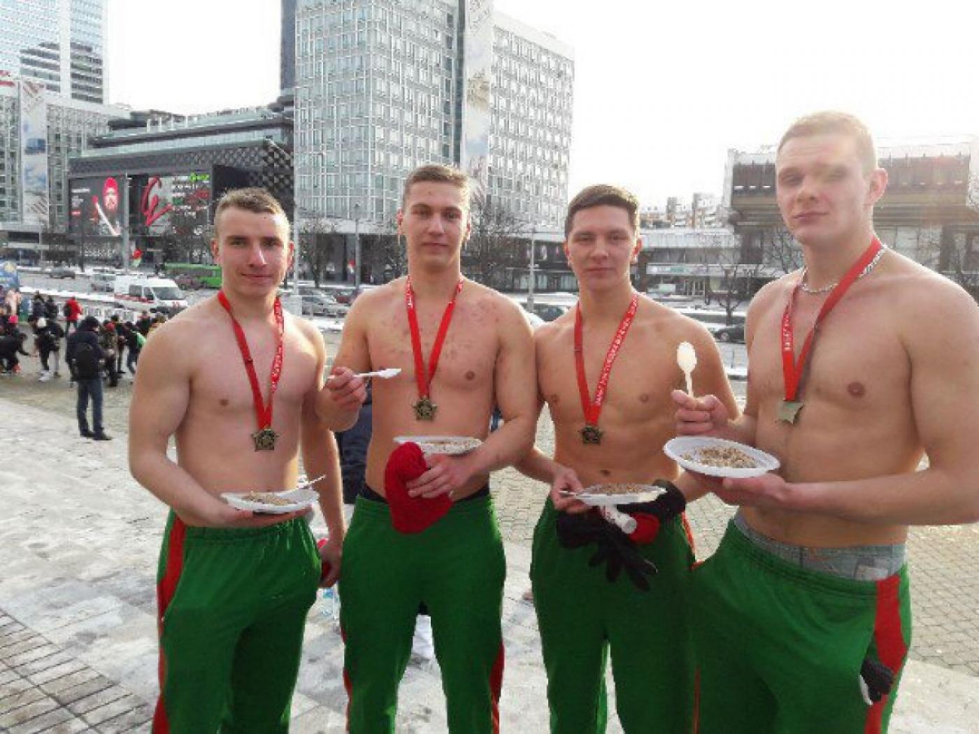Забег отважных мужчин